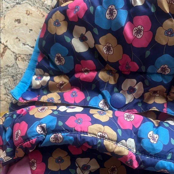 Patagonia Pink Floral Jacket with Yellow Lining - Picture 4 of 4